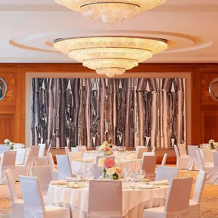 Szálloda The Westin