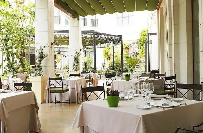 Szálloda The Westin