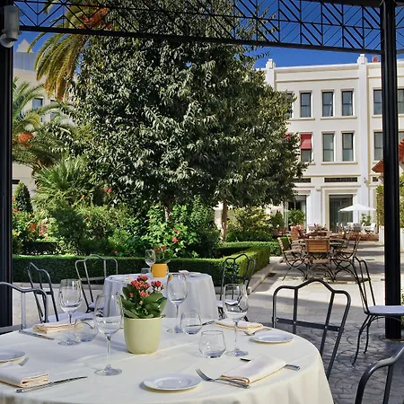 Szálloda The Westin